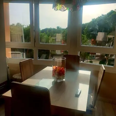 Precioso Estudio Con Piscina A 200m Del Mar *