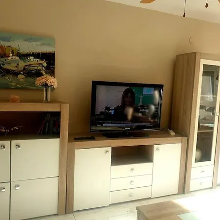 Precioso Estudio Con Piscina A 200m Del Mar *