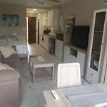 Precioso Estudio Con Piscina A 200m Del Mar *